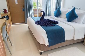 Reef Edge Thulusdhoo