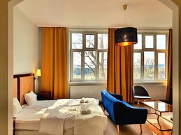 Holiday Suites Cracow