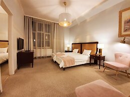 Holiday Suites Cracow