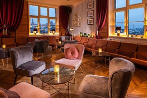 Holiday Suites Cracow