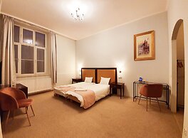 Holiday Suites Cracow