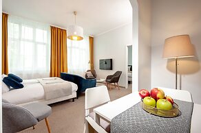 Holiday Suites Cracow