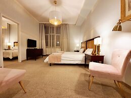 Holiday Suites Cracow
