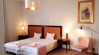 Holiday Suites Cracow