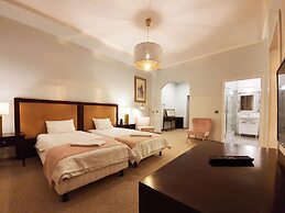 Holiday Suites Cracow