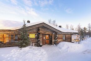 Kuukkeli Log Houses Teerenpesä - Superior Suite A49