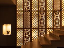 Lake Shikotsu Tsuruga Besso Ao no Za