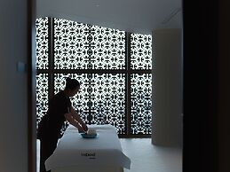 Lake Shikotsu Tsuruga Besso Ao no Za