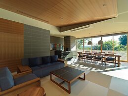 Lake Shikotsu Tsuruga Besso Ao no Za