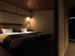 Lake Shikotsu Tsuruga Besso Ao no Za