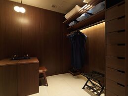 Lake Shikotsu Tsuruga Besso Ao no Za