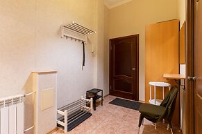 Four-room apartment on Nevsky 106
