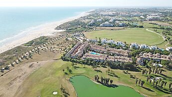 Casa Cinco Dormitorios Acceso Playa