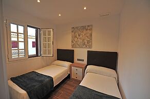 Casa Cinco Dormitorios Acceso Playa