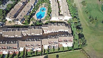 Casa Cinco Dormitorios Acceso Playa