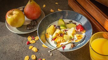 Holiday Inn - the niu, Keg Hamburg Ost by IHG