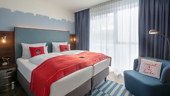 Holiday Inn - the niu, Keg Hamburg Ost by IHG