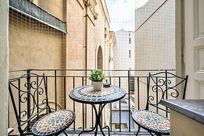 The Old Town Square & Parizska Apartments