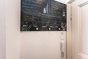 The Old Town Square & Parizska Apartments