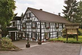 Hotel Meyer - Alter Bergischer Gasthof