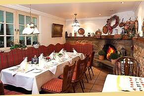 Hotel Meyer - Alter Bergischer Gasthof