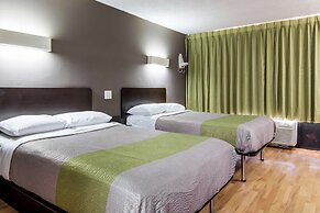 Studio 6 Lagrange, GA