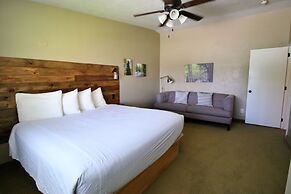 Hidden Canyon Retreat