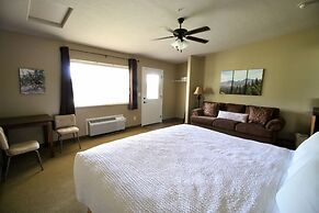 Hidden Canyon Retreat