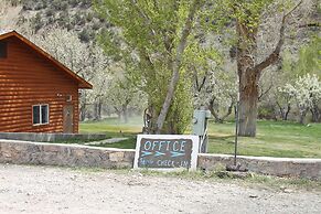 Hidden Canyon Retreat