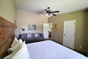 Hidden Canyon Retreat