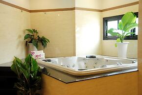 Forever Green Resort