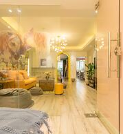 Henry's Apartment- Taikang Road