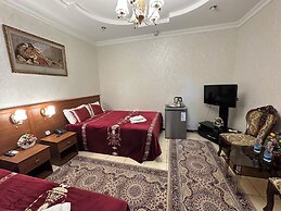 Sarbon Hotel