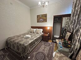 Sarbon Hotel