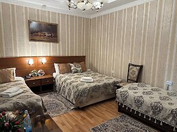 Sarbon Hotel