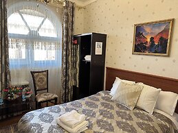 Sarbon Hotel