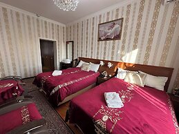 Sarbon Hotel