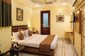 Hotel TJS Royale