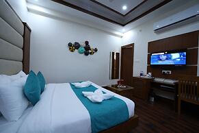 Kamay The Grand Alova