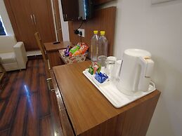 Kamay The Grand Alova