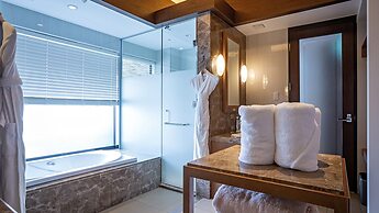 Okinawa Kariyushi Resort Exes Naha