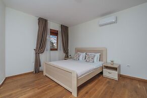 Pietra Mare Apartments