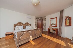 Pietra Mare Apartments