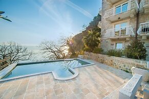 Pietra Mare Apartments