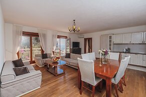 Pietra Mare Apartments