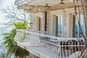 Pietra Mare Apartments