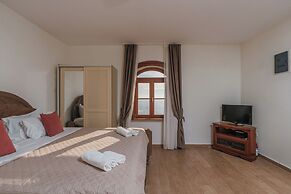 Pietra Mare Apartments