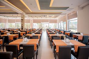 AURUM Family Resort & Spa