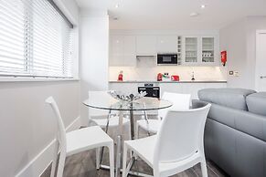 Roomspace Apartments -The Legacy