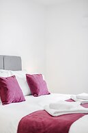 Roomspace Apartments -The Legacy